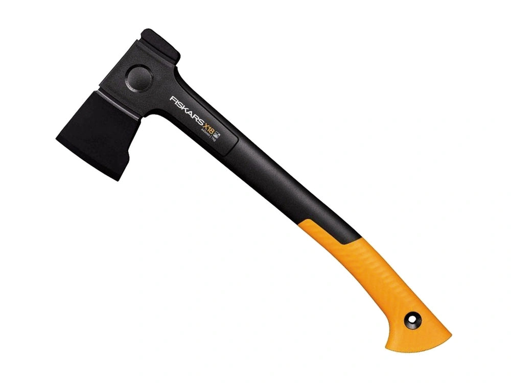 Kirvis Fiskars X18