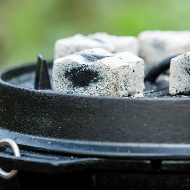 Anglies briketai ketaus puodui ir griliui PETROMAX