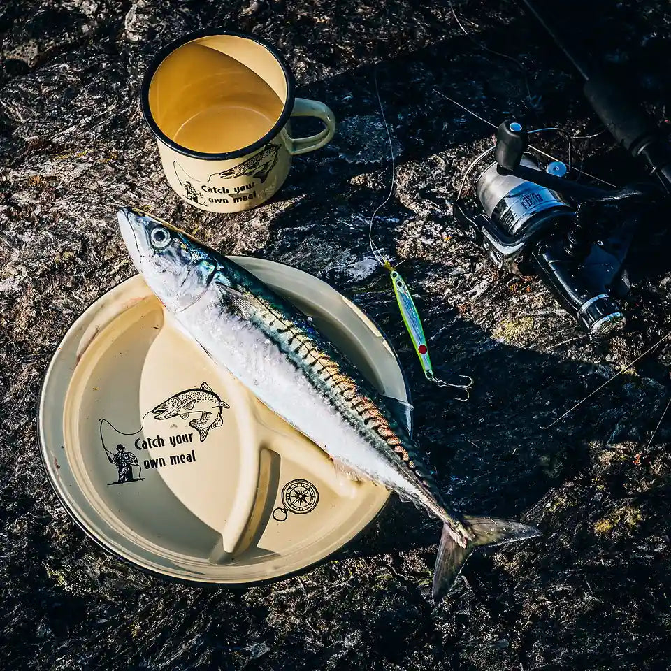 Emaliuota lėkštė Catch Your Own Meal